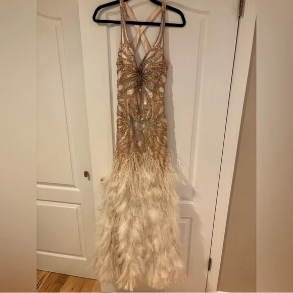 Terani Couture Prom Dress - Picture 2 of 9